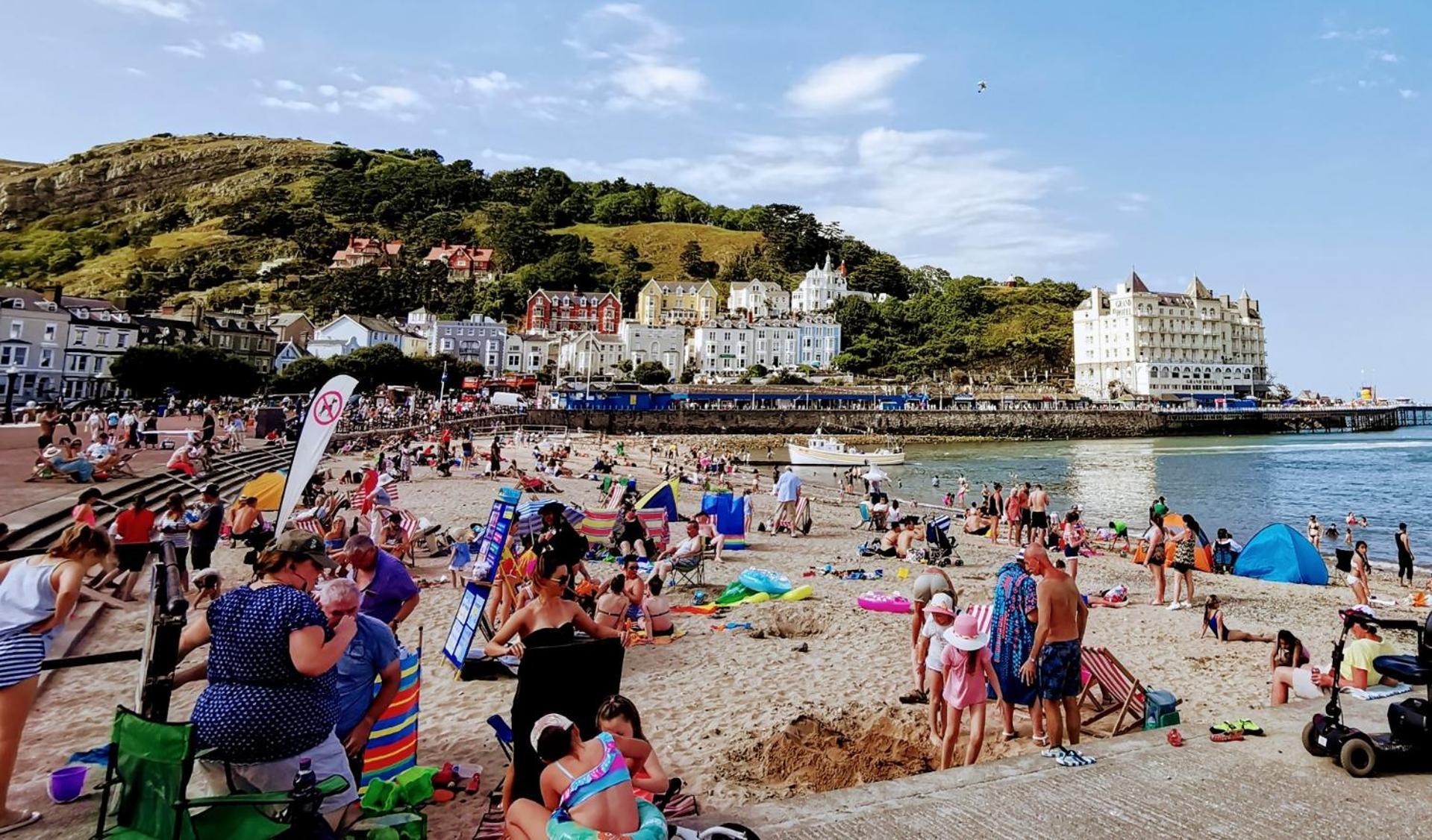 Bron Orme Private Hotel Llandudno Buitenkant foto