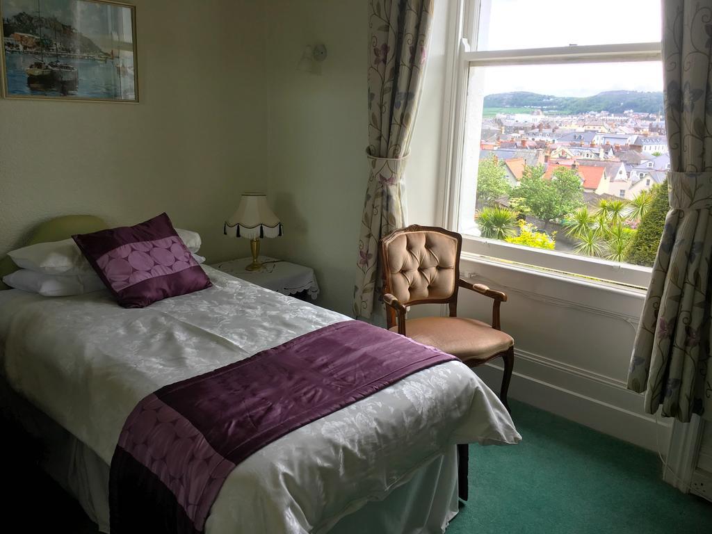 Bron Orme Private Hotel Llandudno Buitenkant foto